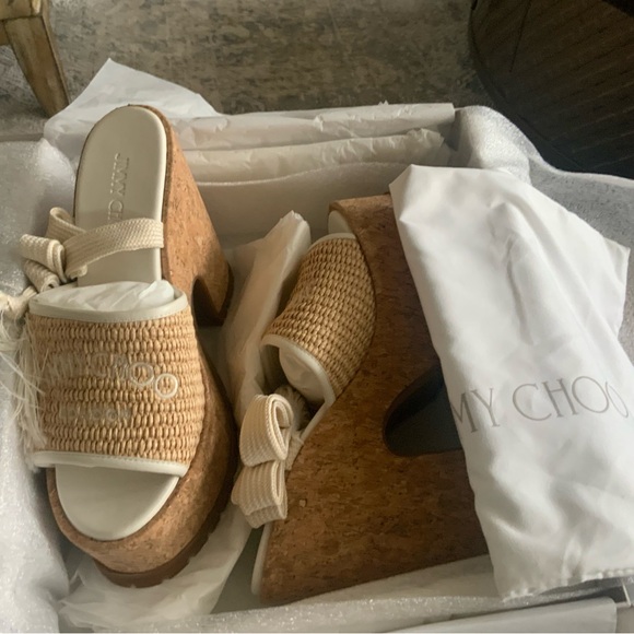 Jimmy Choo new unworn embroidered Raffia - Picture 5 of 7